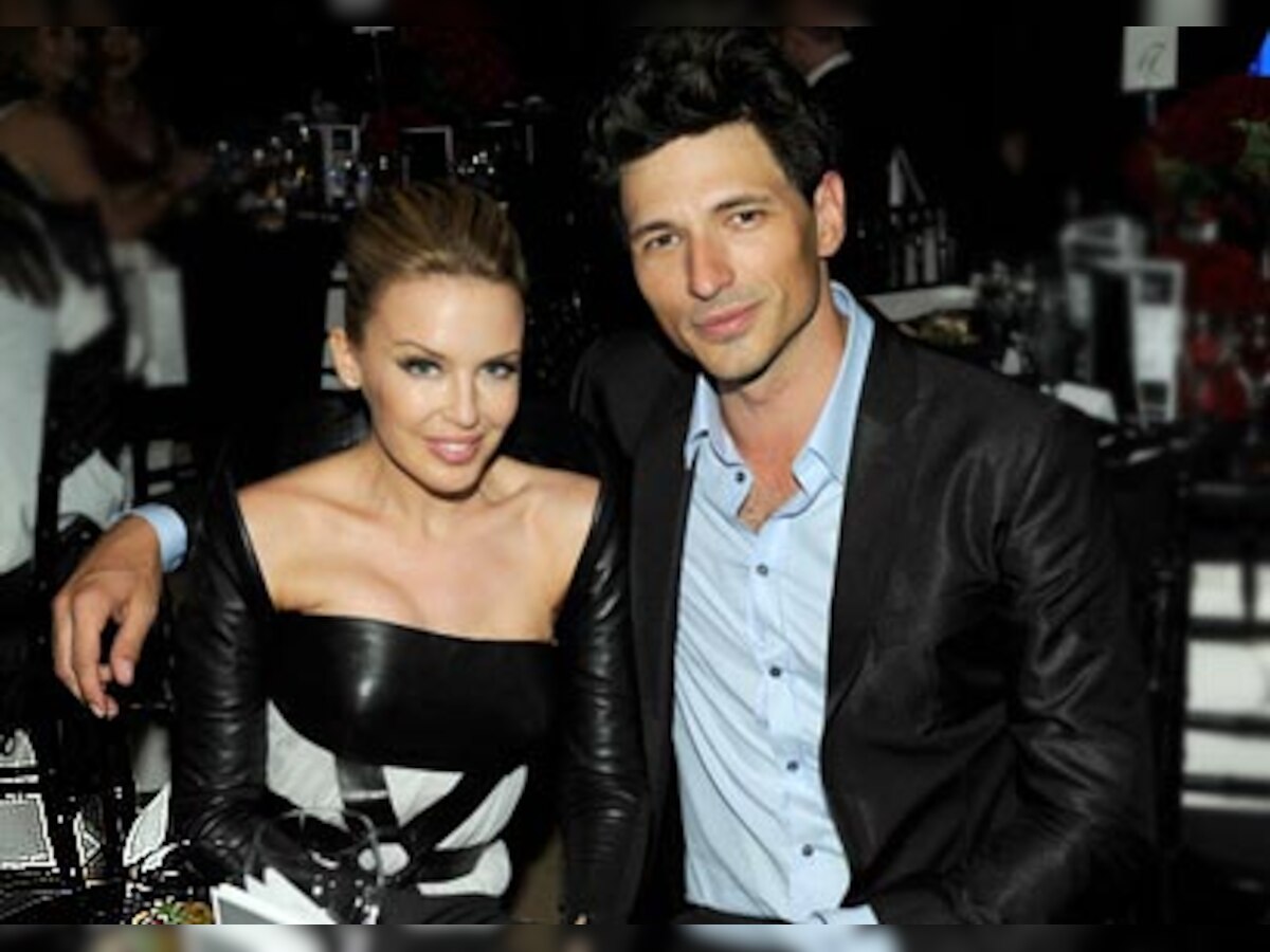 Kylie Minogue, Andres Velencoso not ready for family