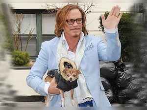 Mickey Rourke’s pooch bit him at first meeting