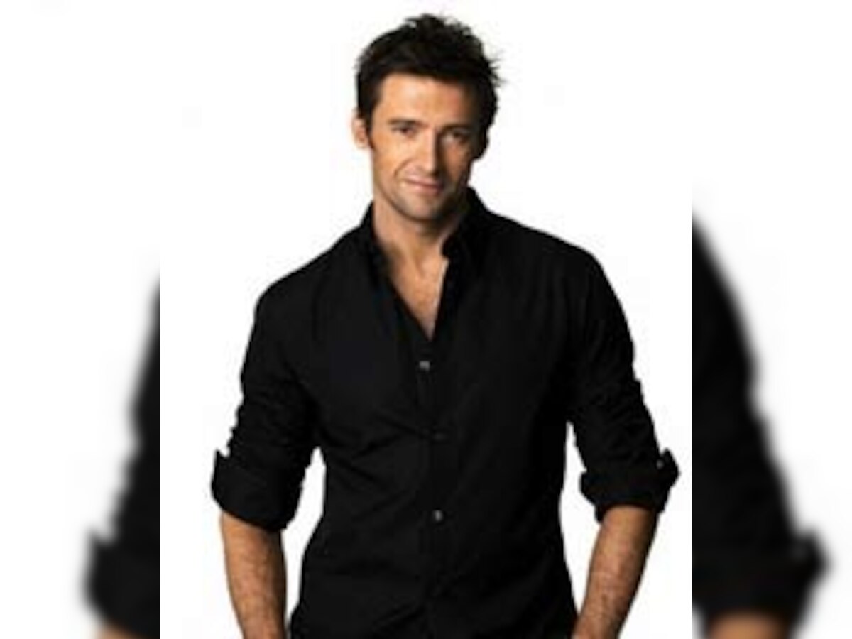 Hugh Jackman continues training despite injuries