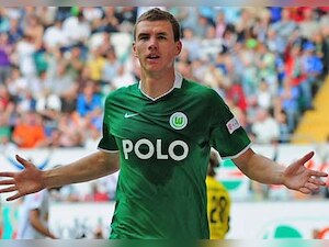 Manchester City set to sign Edin Dzeko for £34 million