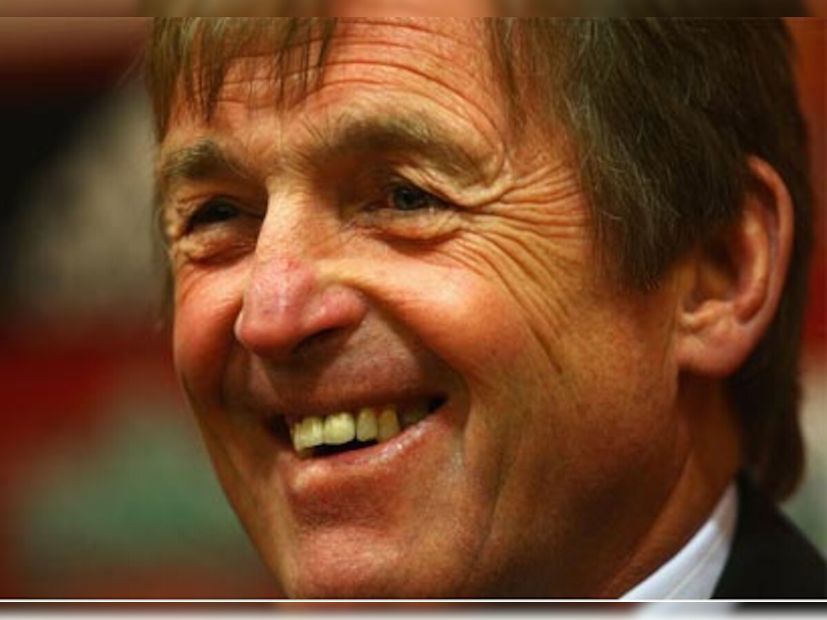 Liverpool say Kenny Dalglish has qualities of long-term manager