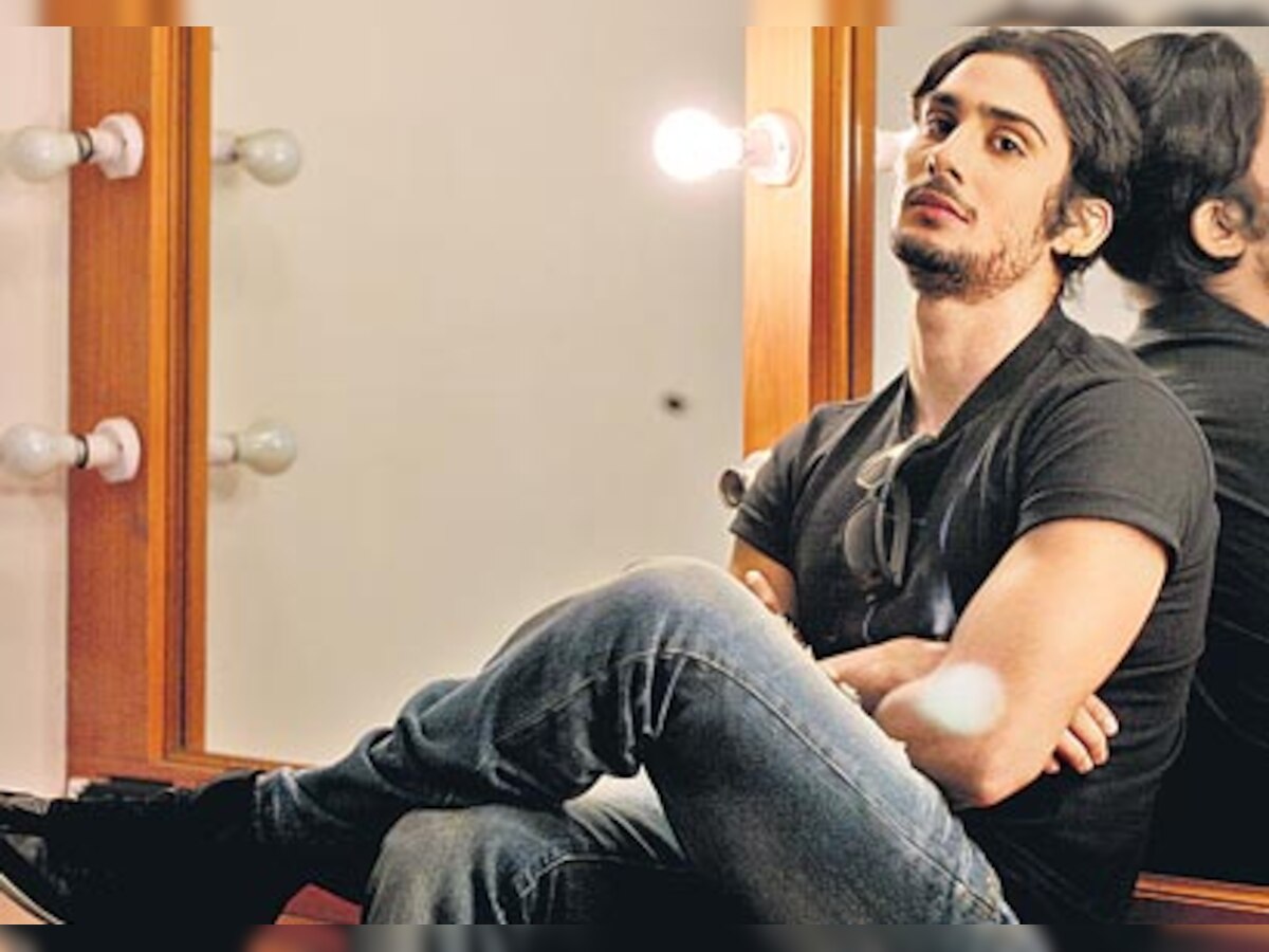 I’d love to romance on screen: Prateik Babbar