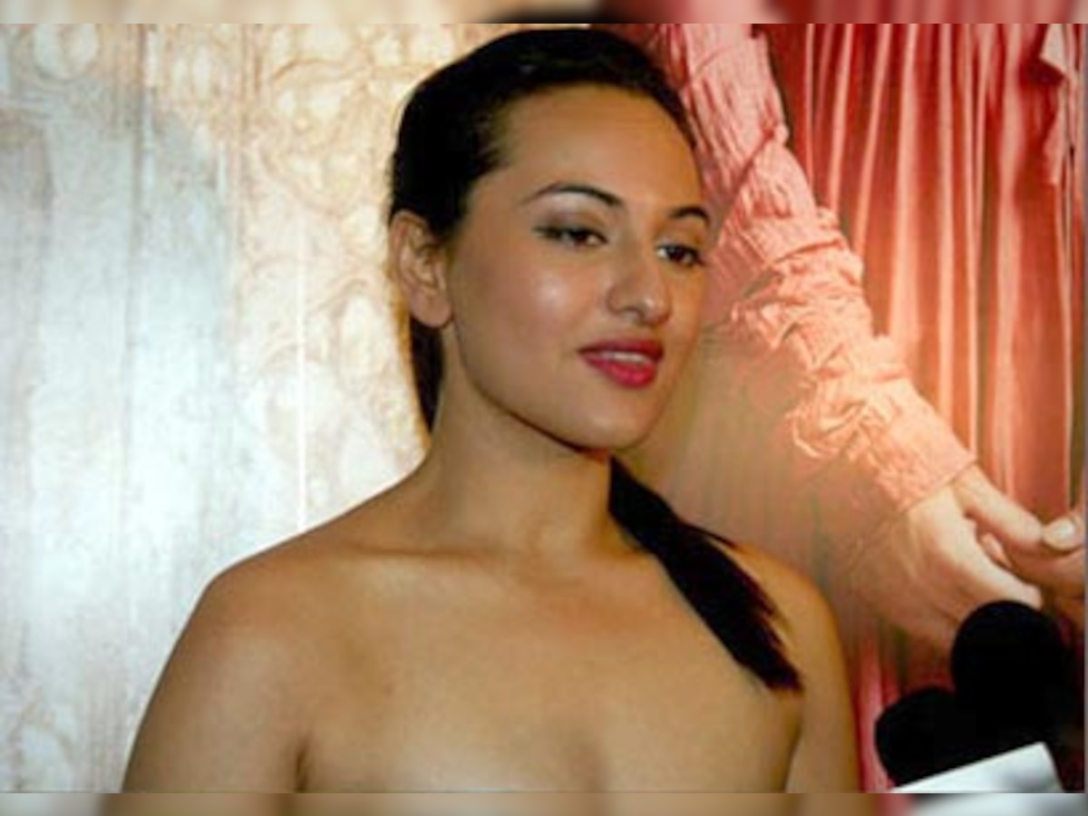 Sonakshi Sinha Xxx In English Video Brazzer - I'm not here to replace anyone: Sonakshi Sinha