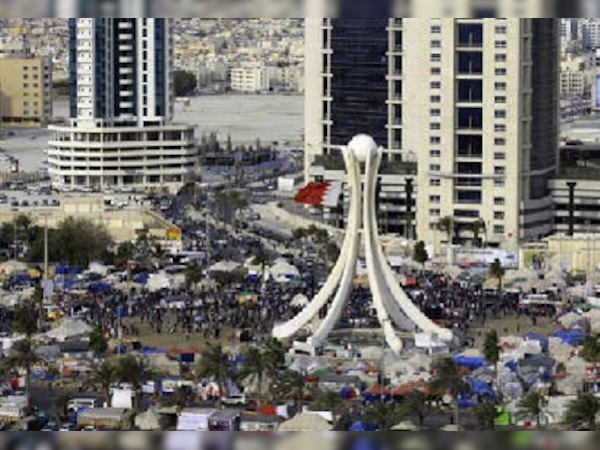 Bahrain forces overrun protest camp, six dead