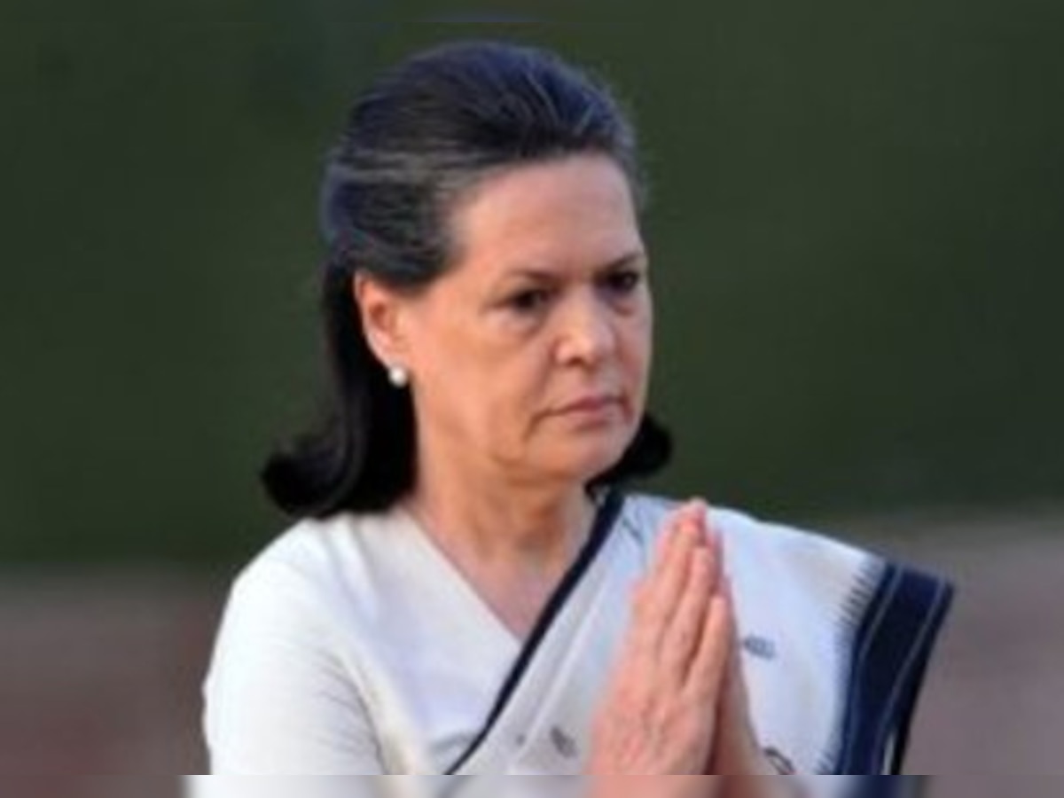 Sonia Gandhi mourns Sathya Sai Baba's death