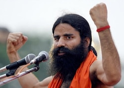 Ramdev pulls a fast one leaving government red-faced