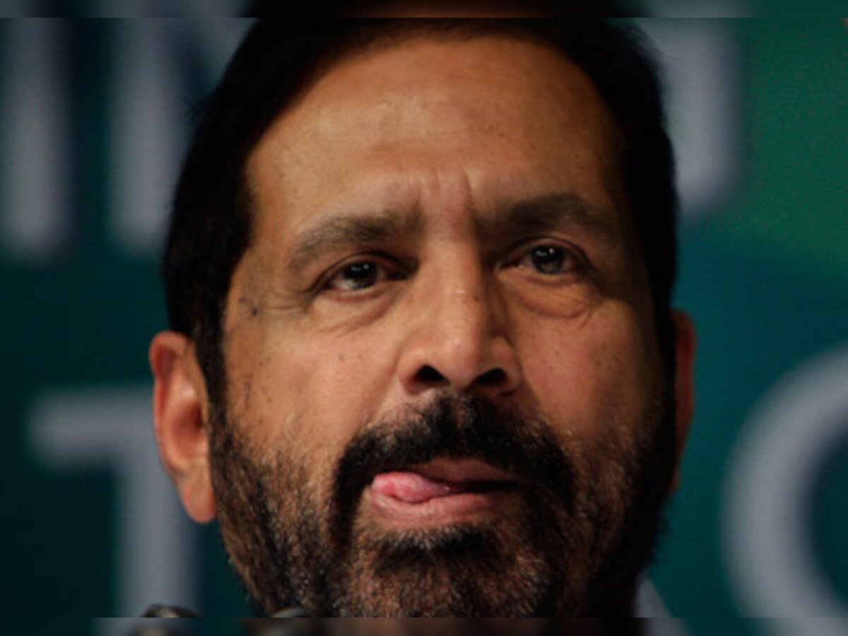 Beware of Suresh Kalmadi, sports ministers warned Manmohan Singh since 2004