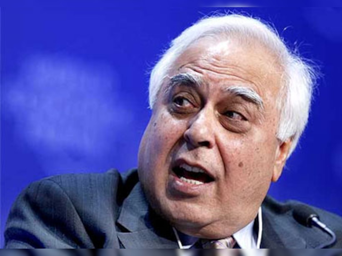 CAG indictment adds to Kapil Sibal troubles