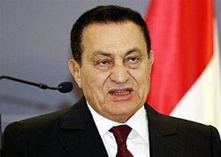 Hosni Mubarak slips into coma: Report