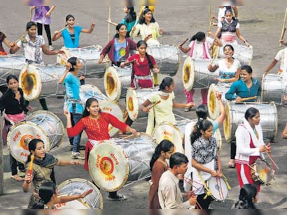 Female dhol-tasha groups add flavour to Ganesh festival