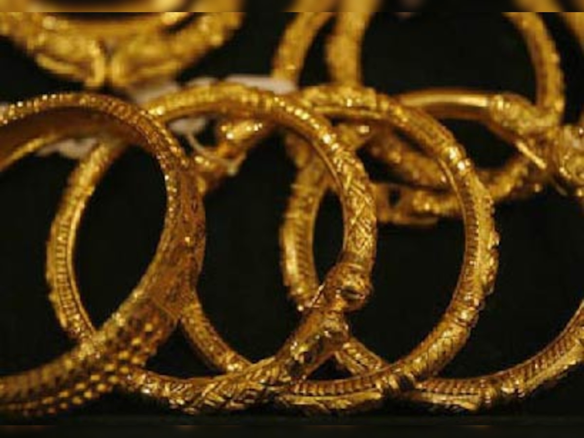 India gold extends losses; jewellers seek bigger falls