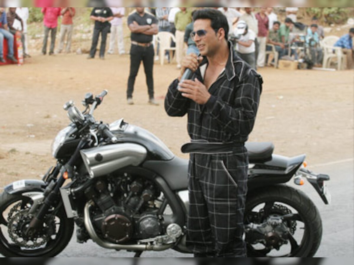 Akshay Kumar's birthday jam
