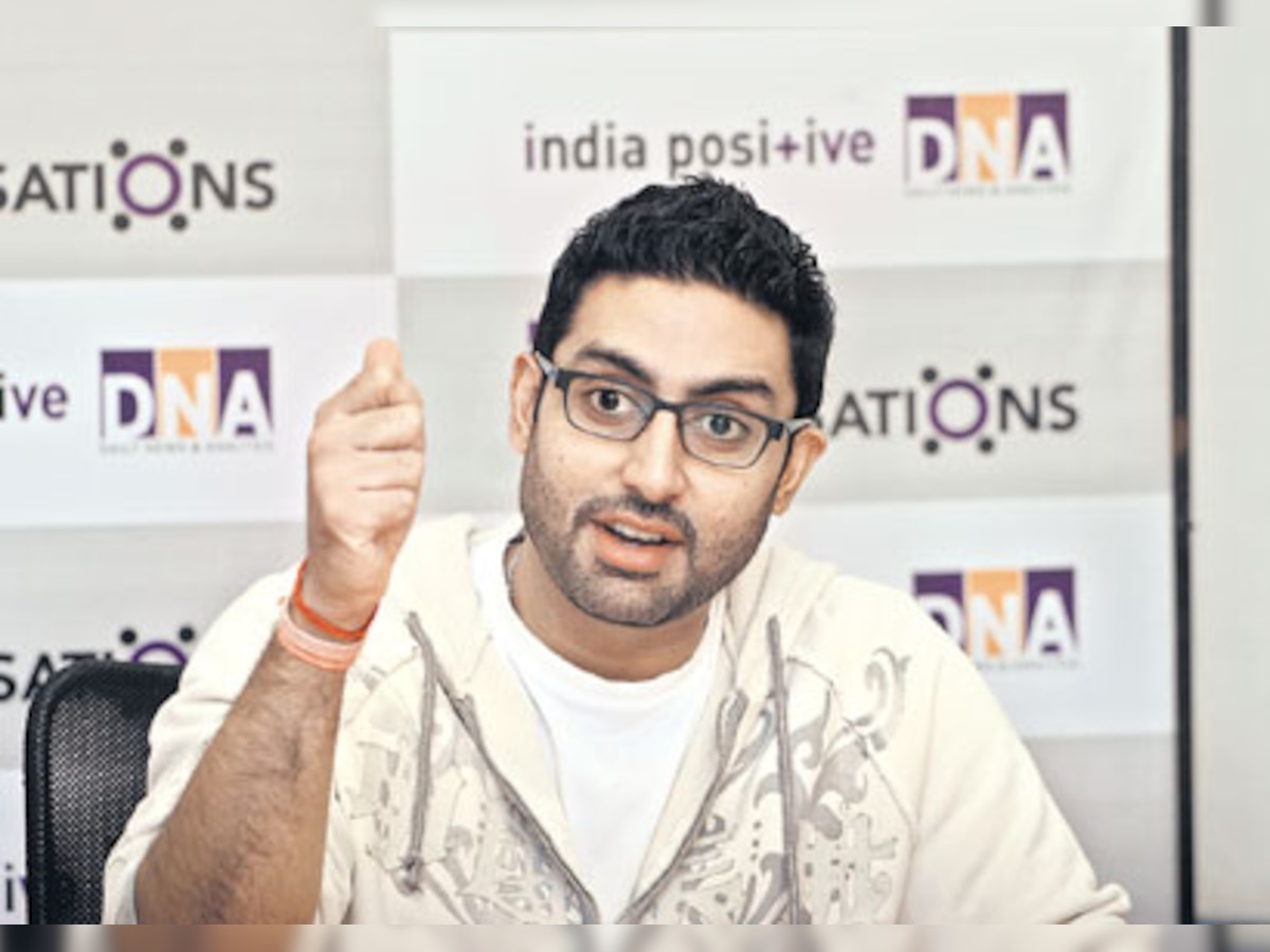 Abhishek Bachchan injured again, fractures finger 