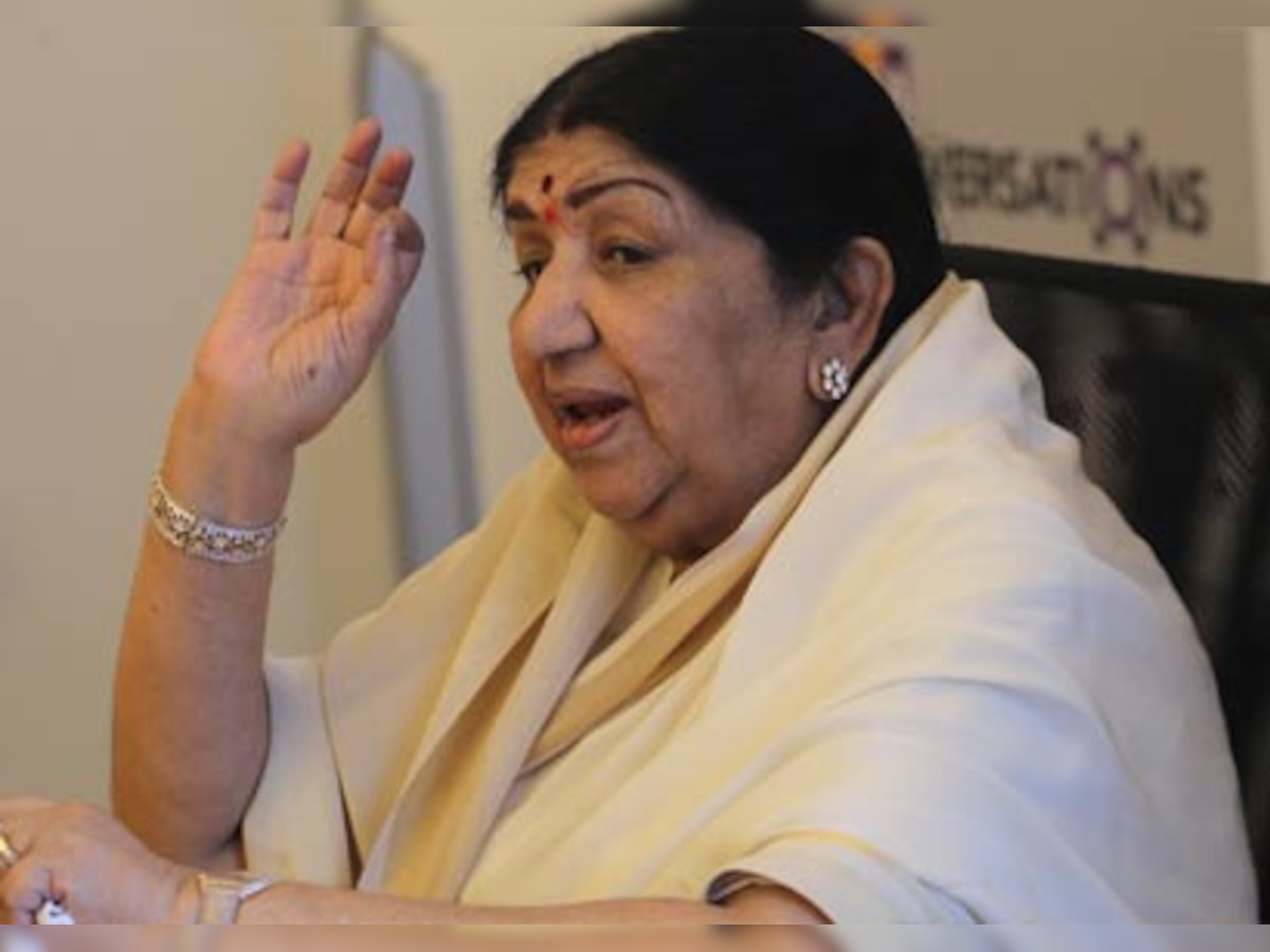 Legendary singer Lata Mangeshkar turns 82 today
