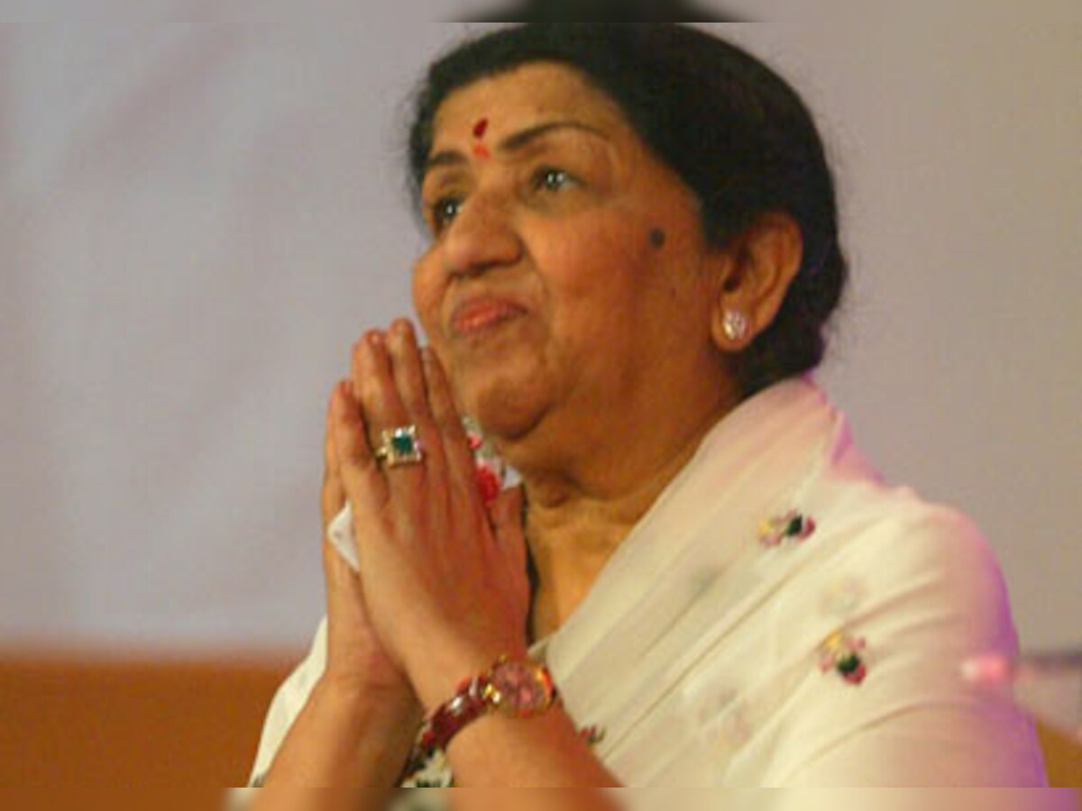 Lata Mangeshkar is the 'Goddess of music', an 'inspiration', says Bollywood