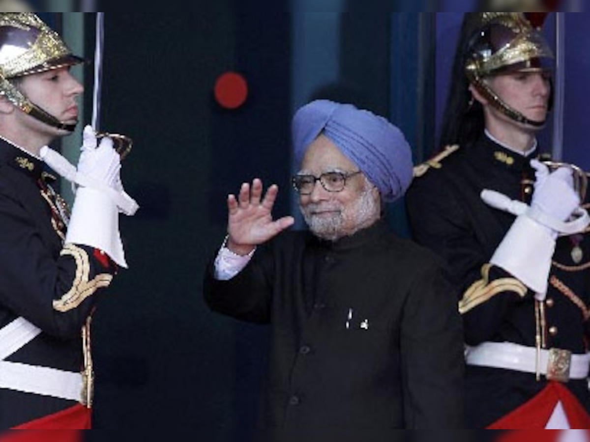 Manmohan Singh asks G20 to send strong message to stop tax evasion