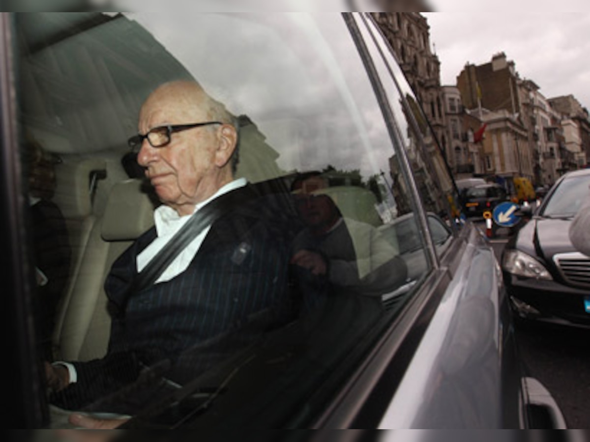 Rupert Murdoch splashes opinions on Twitter