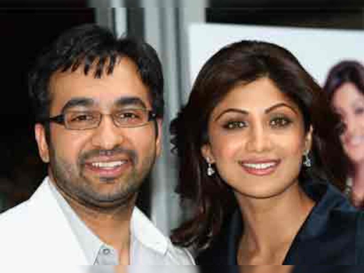 Congratulations pour in for new mom Shilpa Shetty