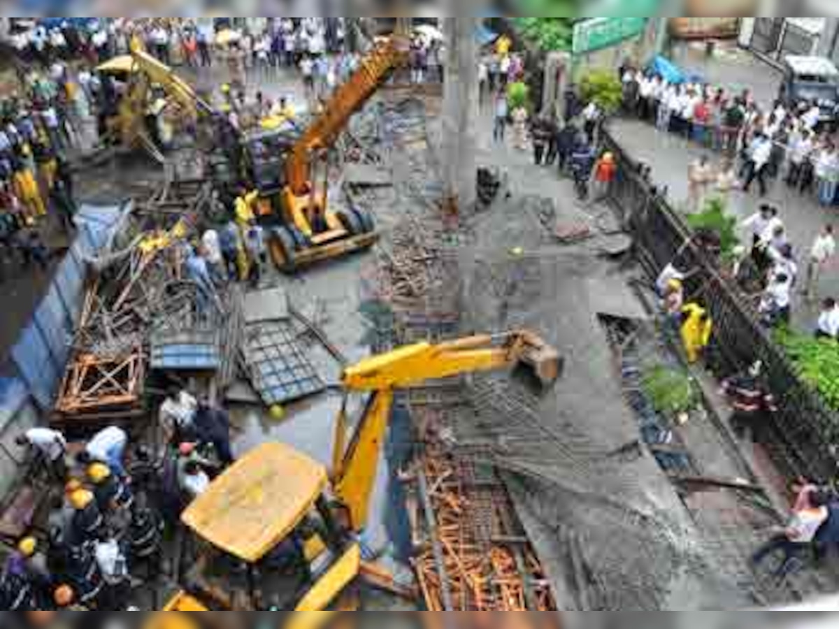 1 dead, 16 injured as metro bridge collapses in Mumbai