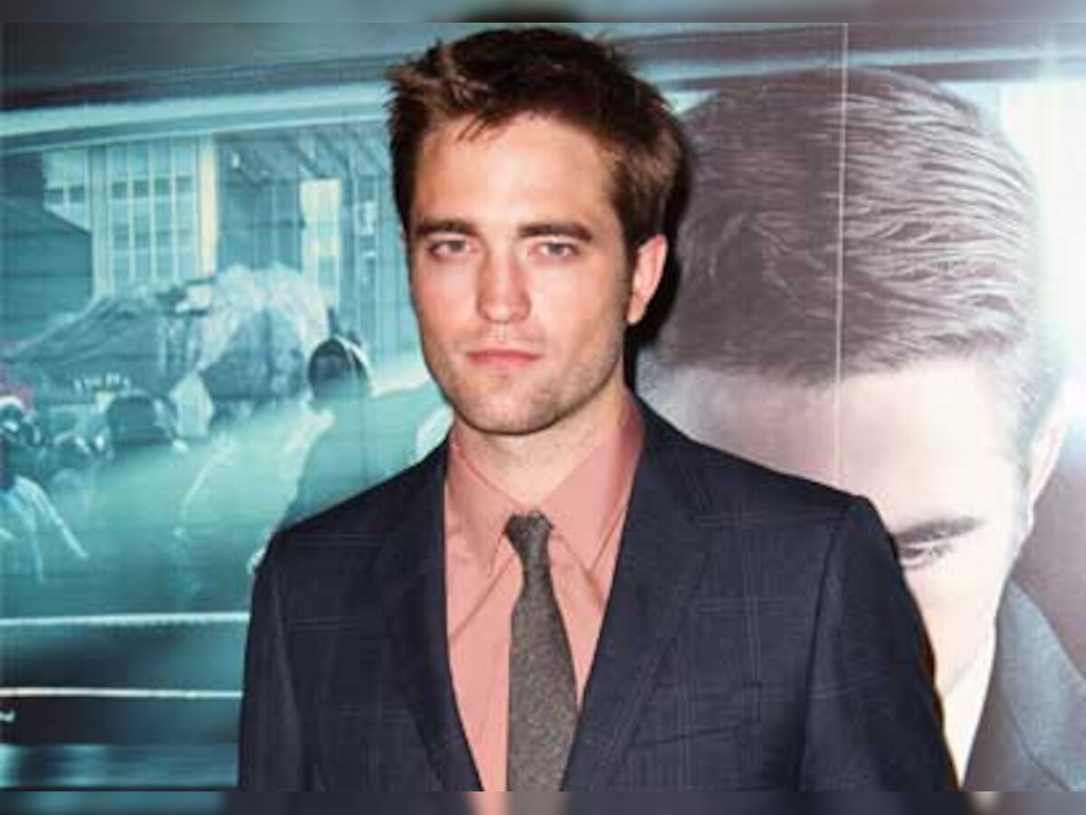 Robert Pattinson is not ready to date