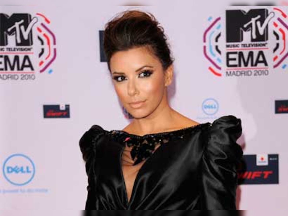 Eva Longoria Shows Off Her Posterior In A Stunning Nude Photo 