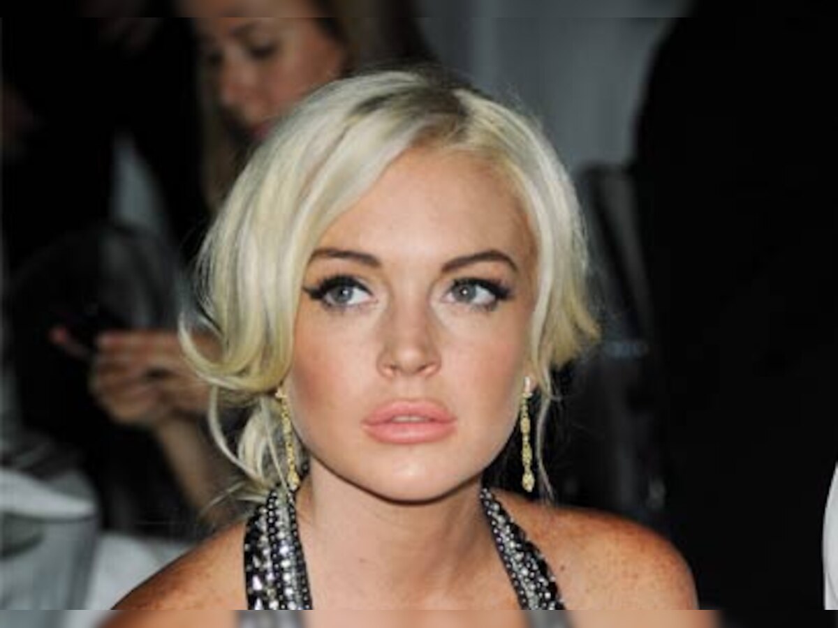 Lindsay Lohan's father thinks her mother is a bad influence