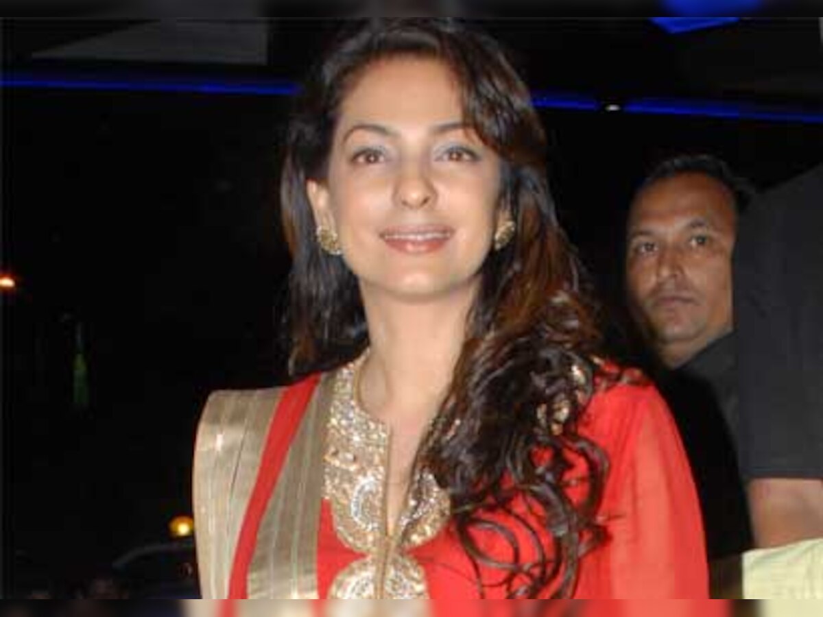 There is no comparison between Shah Rukh and Aamir: Juhi Chawla