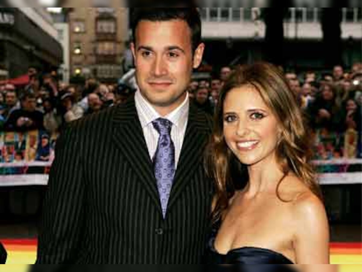 Sarah Michelle Gellar delivers a baby boy