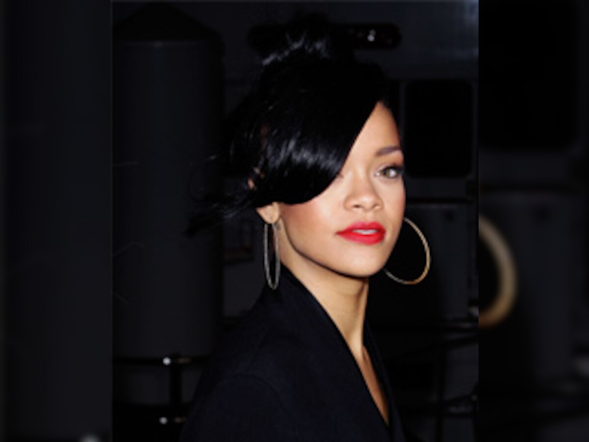 Rihanna vomits on table at night out in Vegas