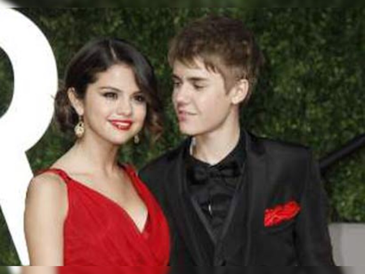 Selena Gomez, Justin Bieber enjoy Disneyland dates