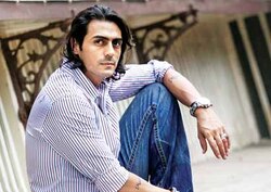 Look and tell for Arjun Rampal 