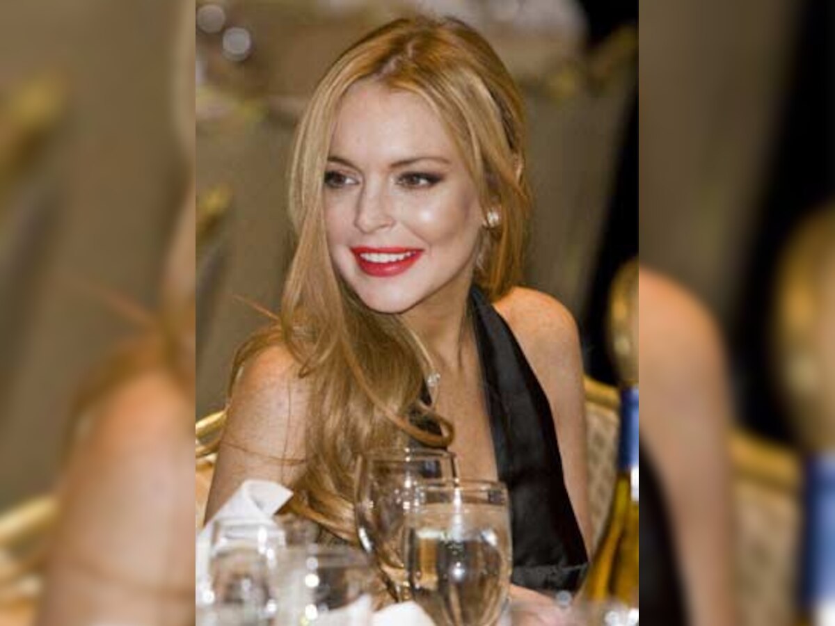 Lindsay Lohan 'guzzles 2 litres of vodka a day'