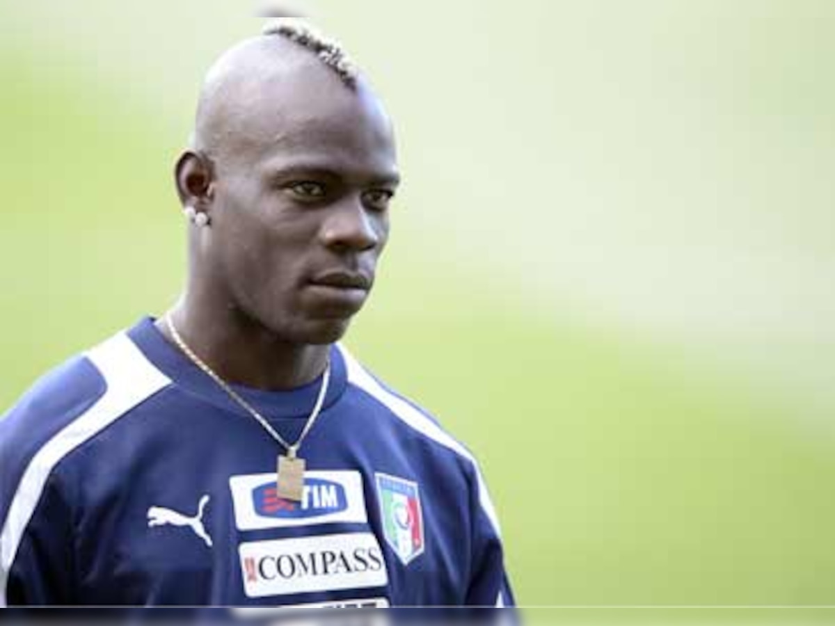 Mario Balotelli for sale after rejecting Manchester City's fine