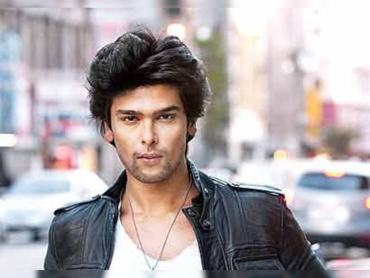 Hrithik and Kushal Tandon make Sunaina Roshan proud