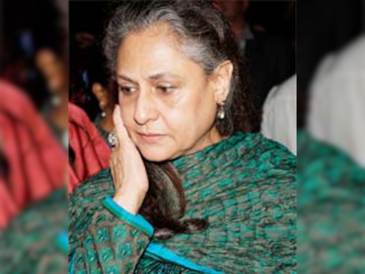 Jaya Bachchan weeps for Delhi gang-rape victim