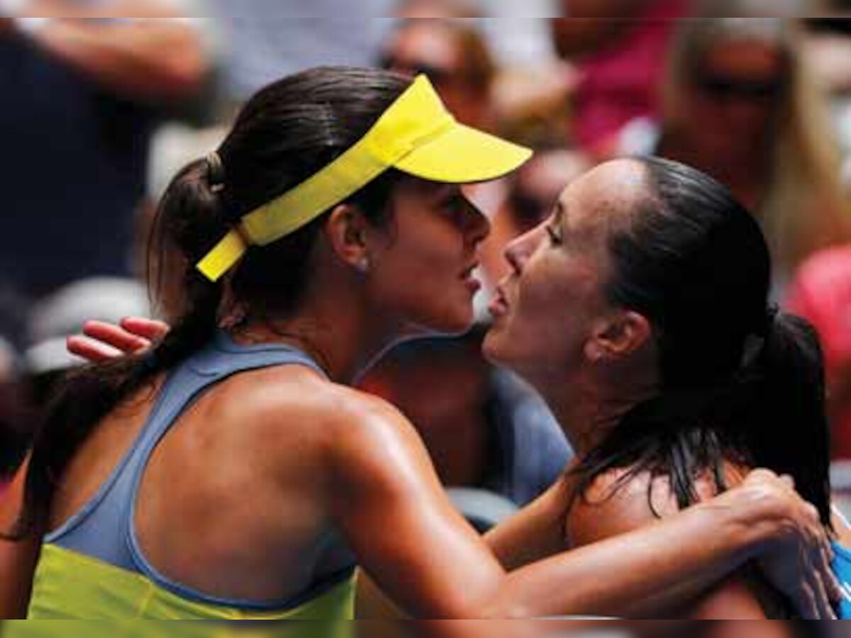 Australian Open: Ana Ivanovic ousts Jelena Jankovic in battle of thawed Serbs