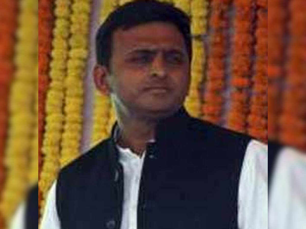 Samajwadi Party's flip-flop continues: Akhilesh Yadav attacks Congress; calls CBI 'persecution' tool 