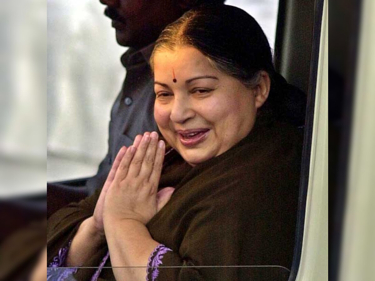 Jayalalithaa produces proof on Gandhi's intent to dissolve Congress