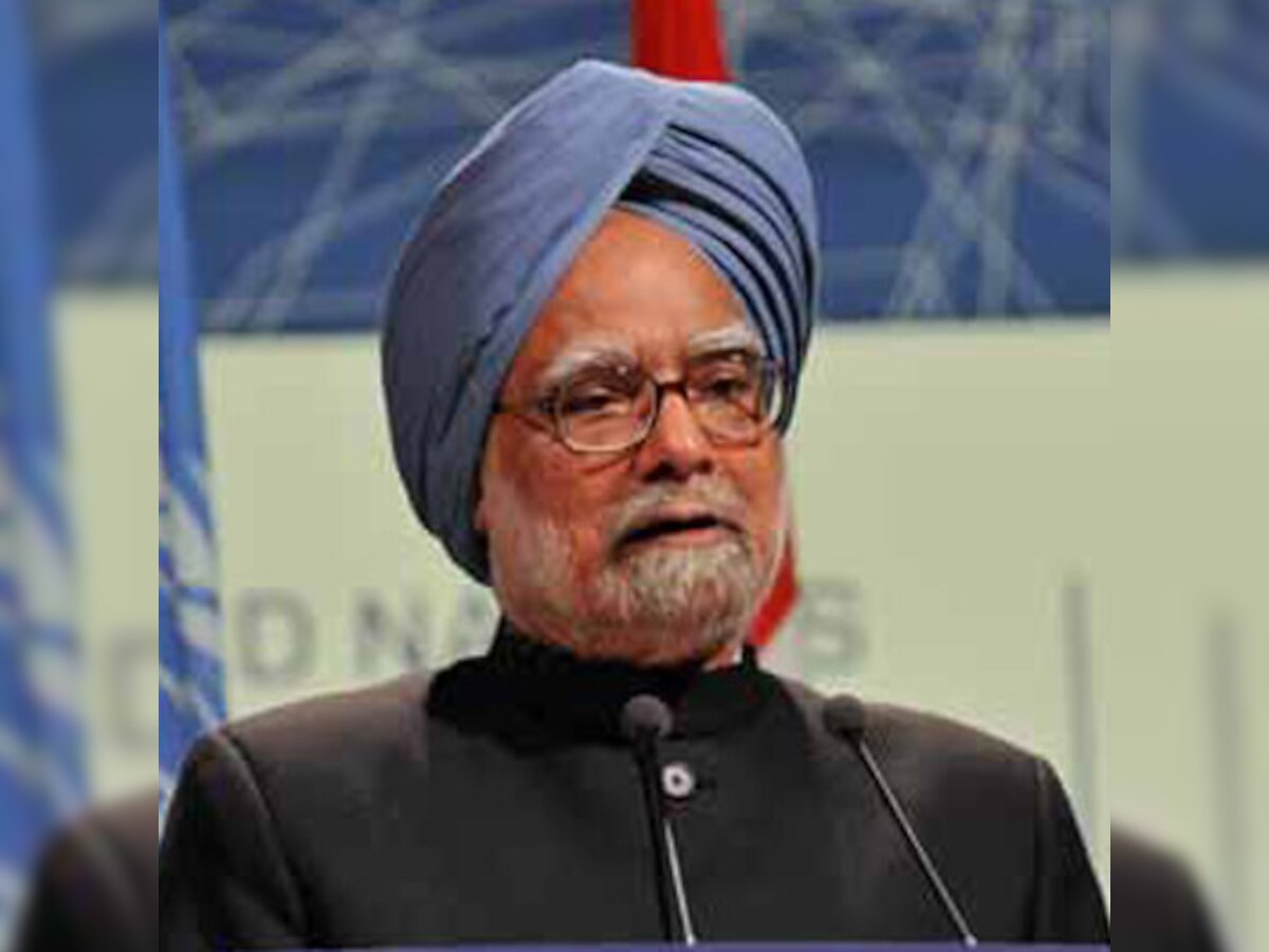 Manmohan Singh doesn't have cash in hand