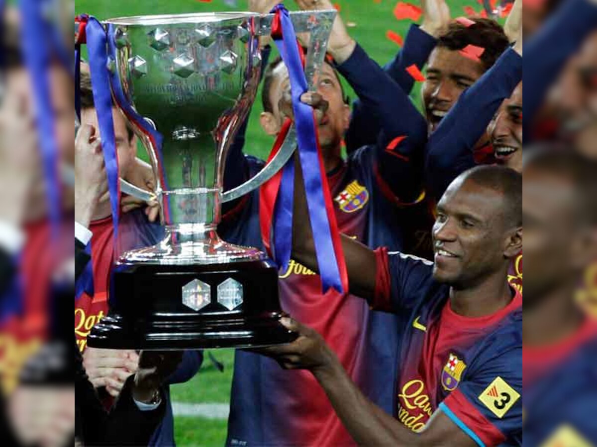 Barcelona close on 100 points, lift La Liga trophy