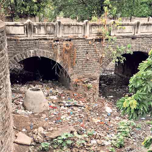 Pollution in Ankleshwar & Vapi has come down: GPCB Pollution in Ankleshwar & Vapi has come down: GPCB