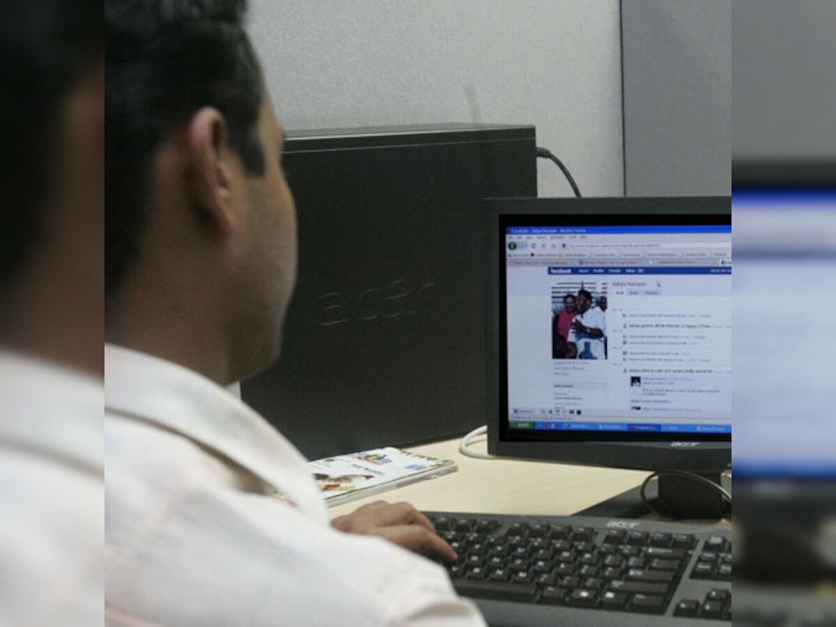 Narcissists post status updates more frequently on Facebook