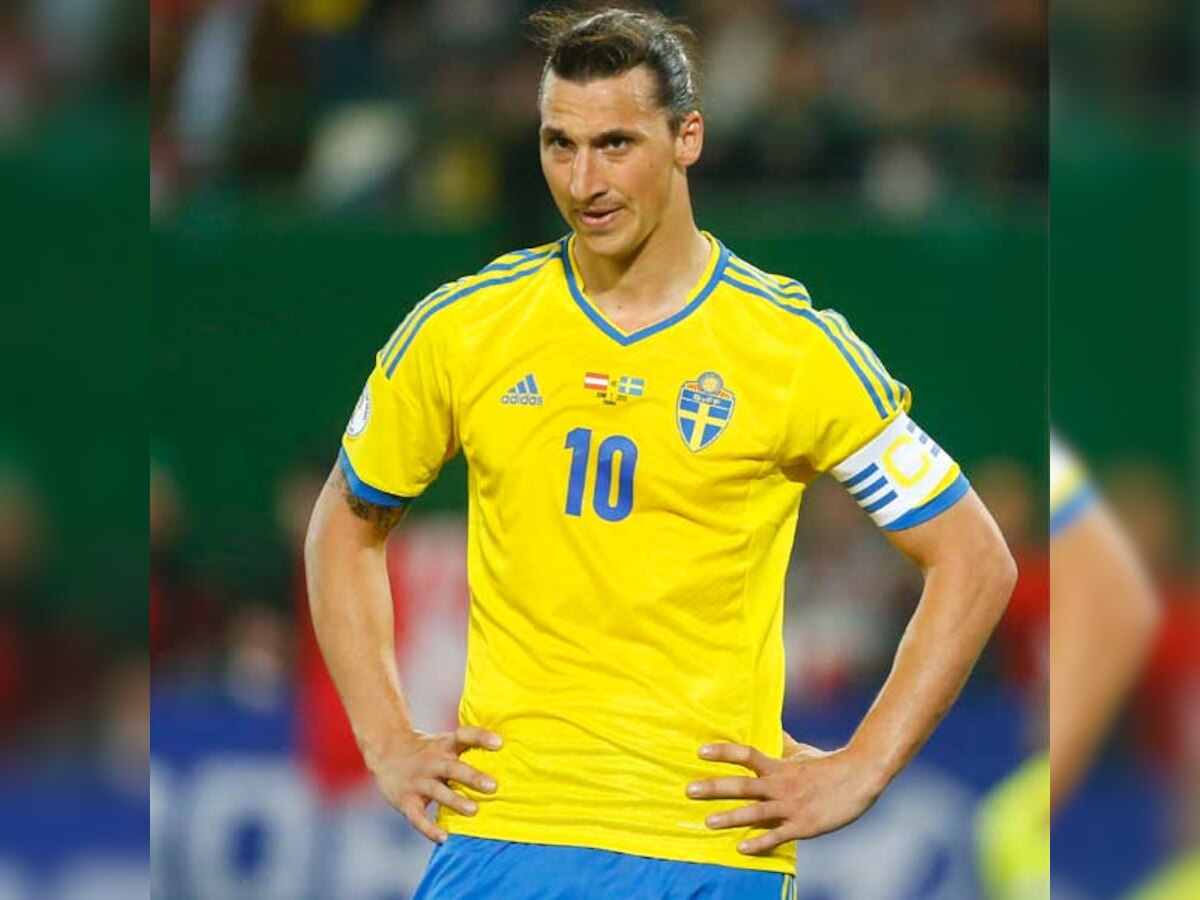 Zlatan Ibrahimovic throws ball at Faroe Islands' goal keeper, calls it 'no-look pass' 