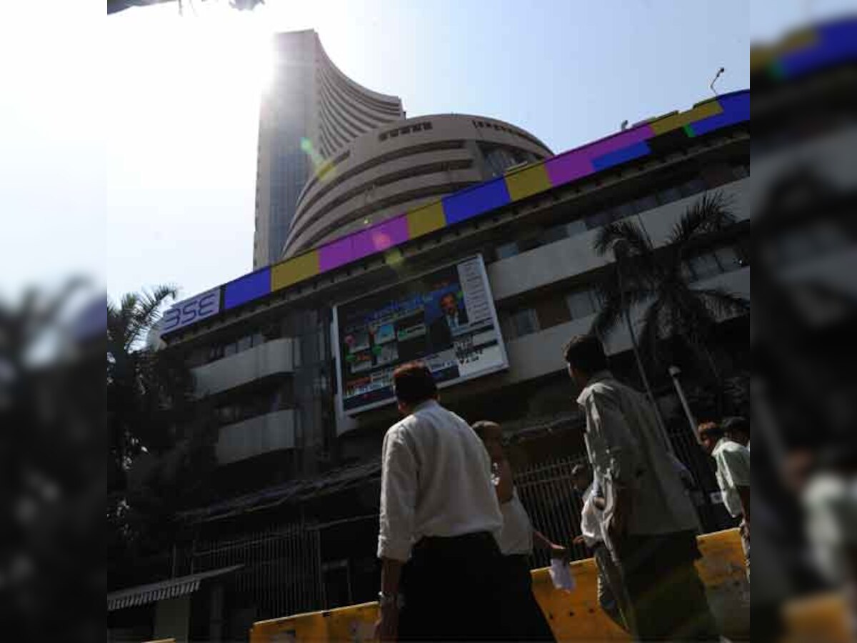 Sensex falls for second straight week, down 251 points 