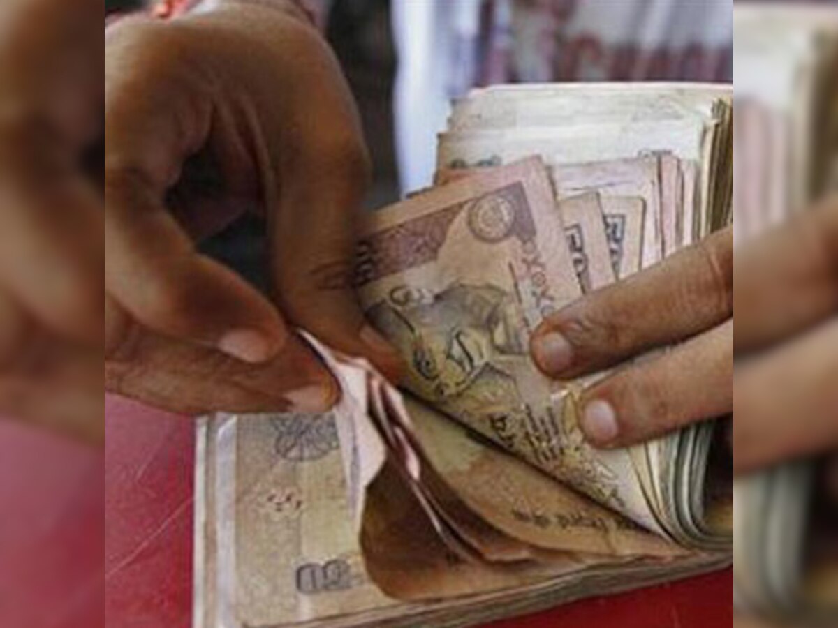 Rupee plunge knee-jerk reaction, recovery on way, say economists 