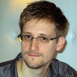 Edward Snowden could return to US, says his father