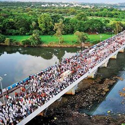 Traditional fervour grips Puneites as palkhis enter city