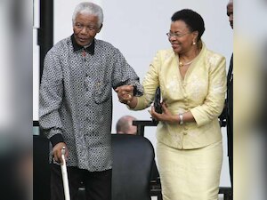 Quiet dignity of Nelson Mandela's wife eclipses petty feuds