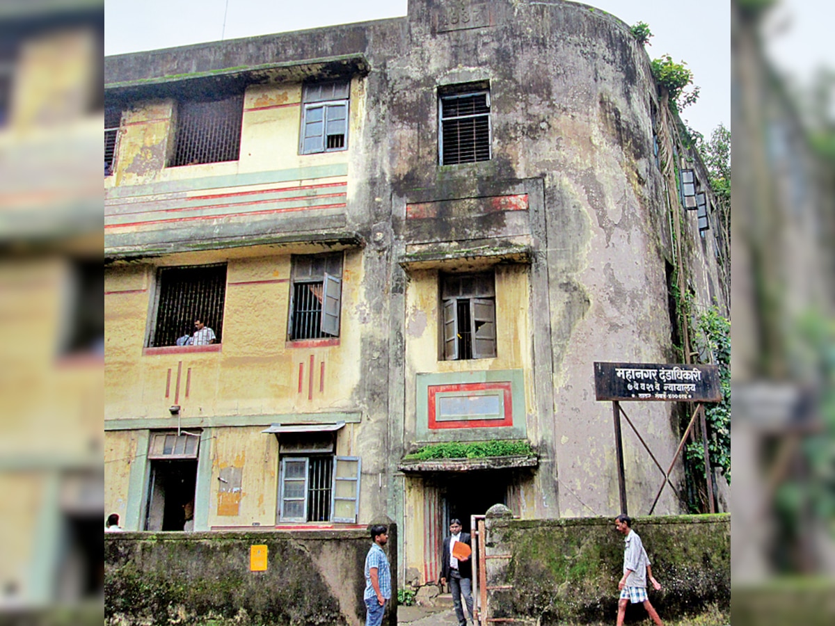 Mumbai: Crumbling Bhoiwada court pleads for repair