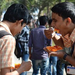 HC gives ten days to junk food at schools
